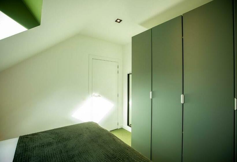 سوییت لوکس, City Housing Genk