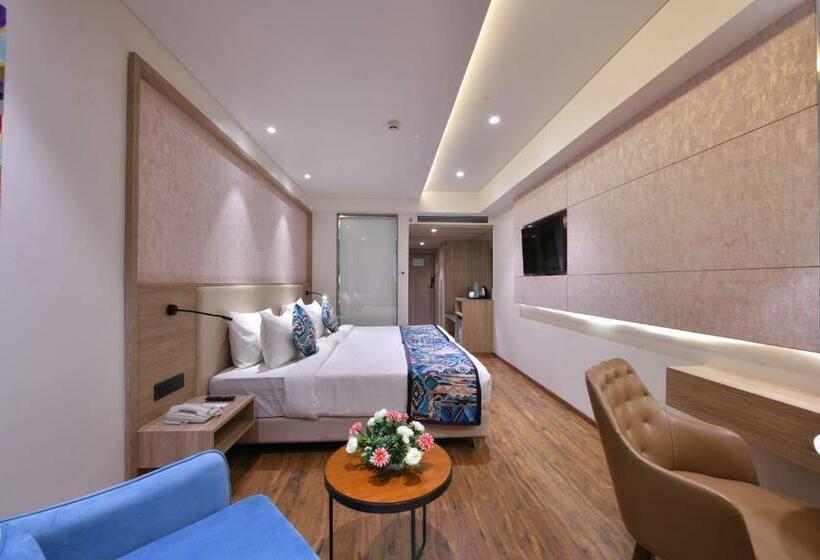 اتاق اجرایی, Regenta Fairlark Vadodara