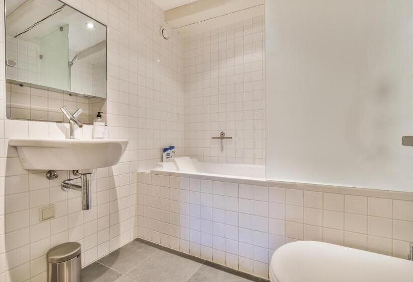 استودیوی استاندارد, Amsterdam Canal Guest Apartment
