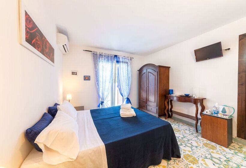 اتاق سوپریور با چشم‌انداز باغ, Maison Twentyfive
