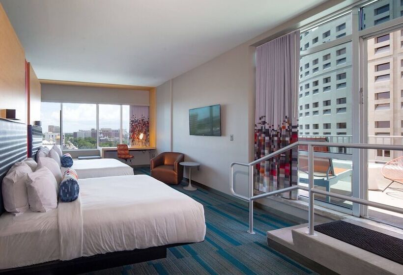 シティビュースイート, Aloft Tampa Downtown