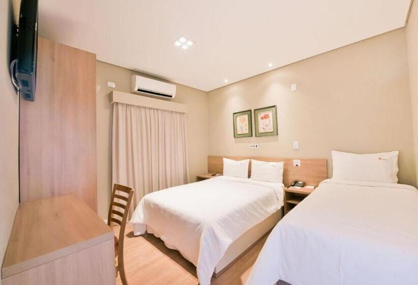 Superior Triple Room, Aracatuba Plaza