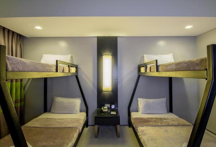 اتاق استاندارد چهار تخته, Bayfront Hotel Cebu North Reclamation