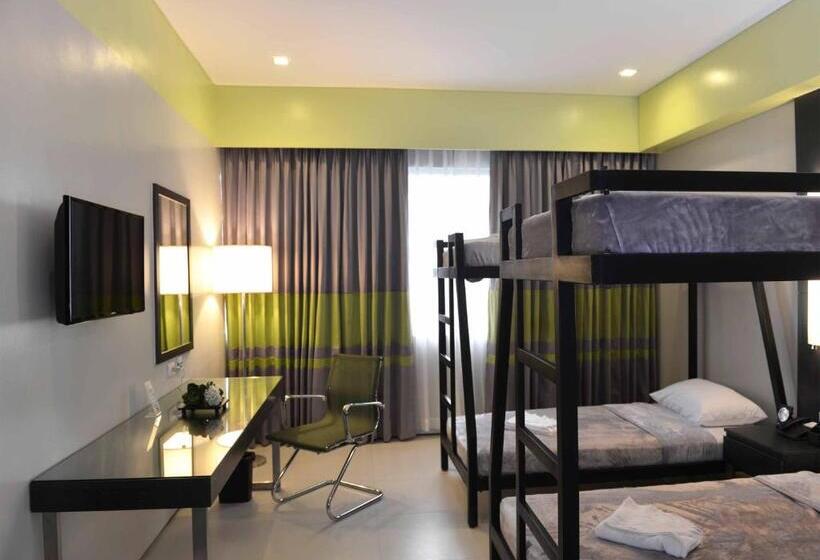 Chambre Quadruple Standard, Bayfront  Cebu  North Reclamation