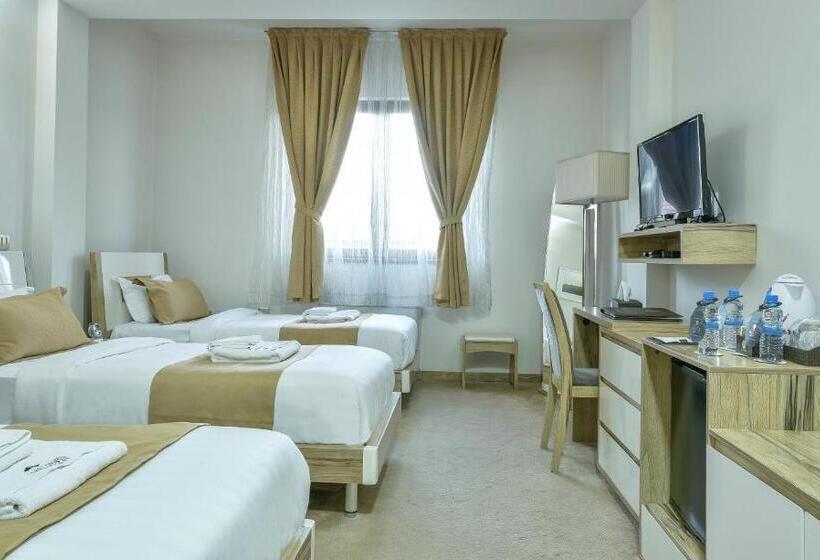 3-Bett-Standardzimmer, Bushi Resort & Spa