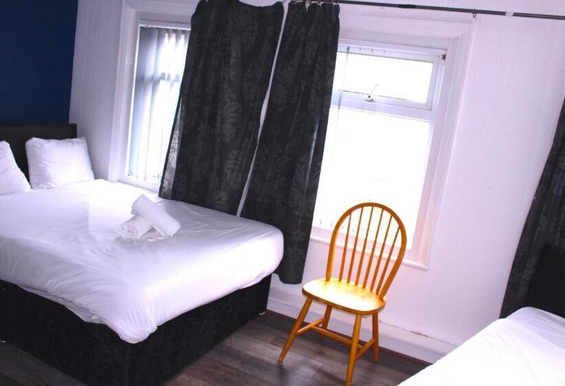 Quarto Familiar, Henson  Pleasure Beach