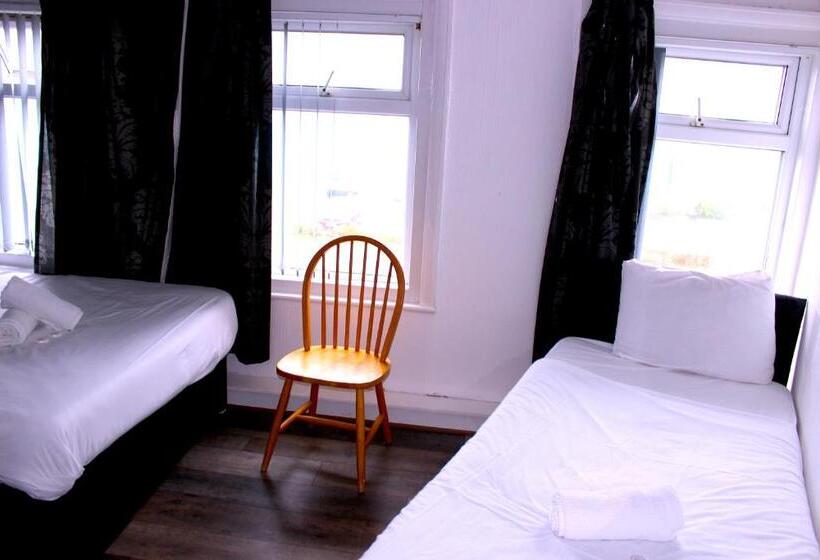 Quarto Familiar, Henson  Pleasure Beach