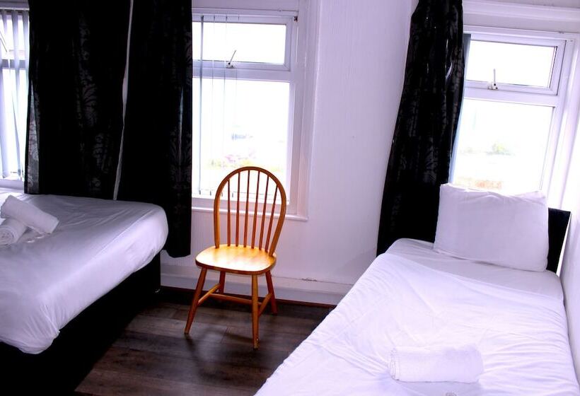 اتاق خانوادگی, Henson Hotel Pleasure Beach