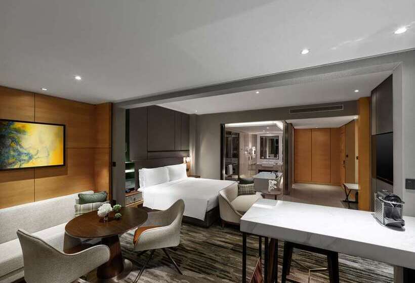 اتاق استاندارد با تخت بزرگ, Hilton Alexandria King S Ranch