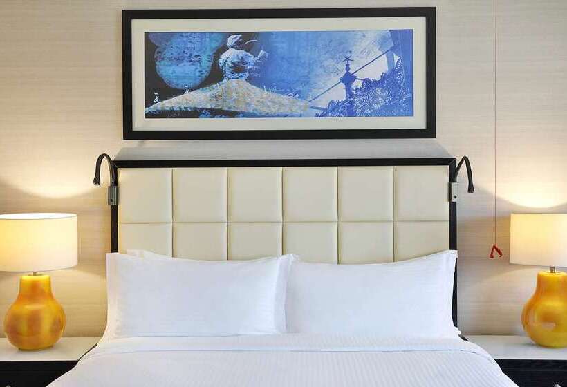 اتاق استاندارد با تخت بزرگ, Hilton Alexandria King S Ranch