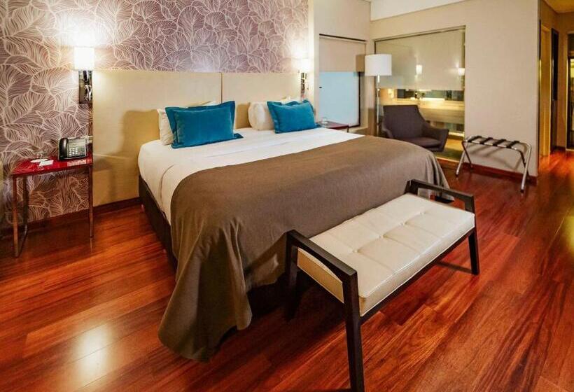 سوییت جونیور, Mercure Iguazu Hotel Iru