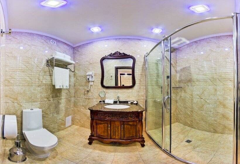 스탠다드 룸, Plaza Hotel Bishkek