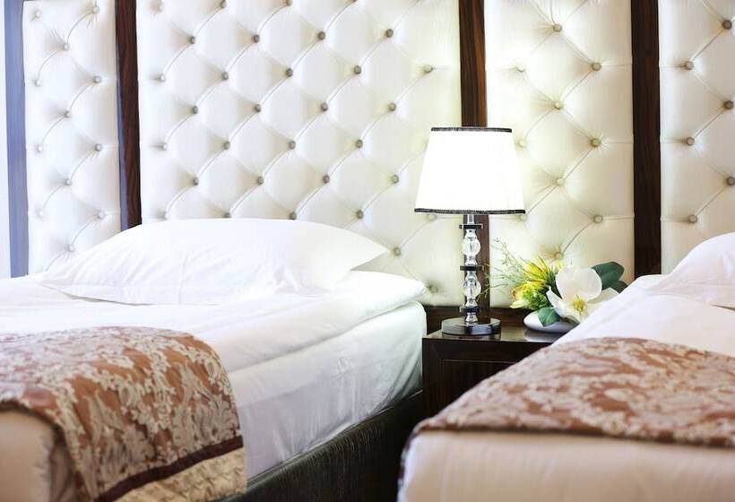 스탠다드 룸, Plaza Hotel Bishkek