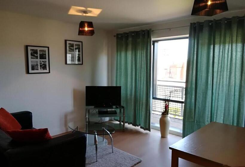 1 Bedroom Apartment City View, Quality City Leicester