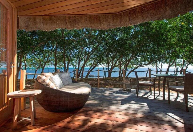 Standaard Bungalow met Uitzicht op Zee, Sheraton New Caledonia Deva Spa & Golf Resort