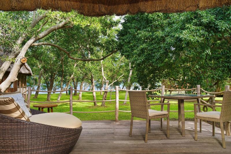 بانگلوی استاندارد, Sheraton New Caledonia Deva Spa & Golf Resort