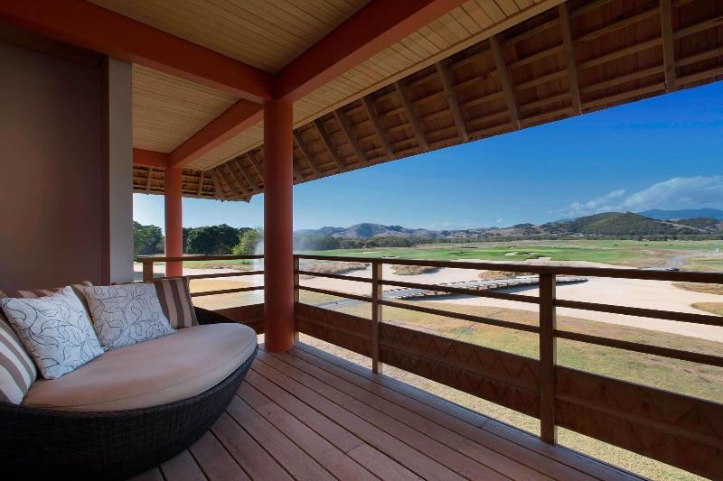 اتاق استاندارد با تخت بزرگ, Sheraton New Caledonia Deva Spa & Golf Resort