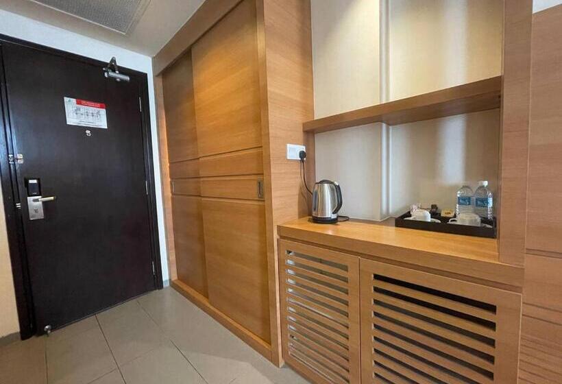 Superior Zimmer Kingsize Bett, Swan Garden  Melaka