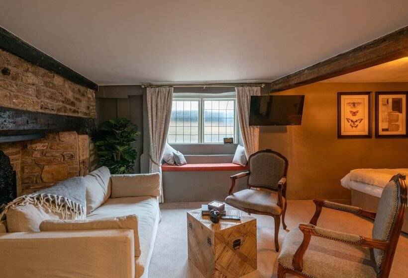 اتاق سوپریور, The George Inn & Plaine