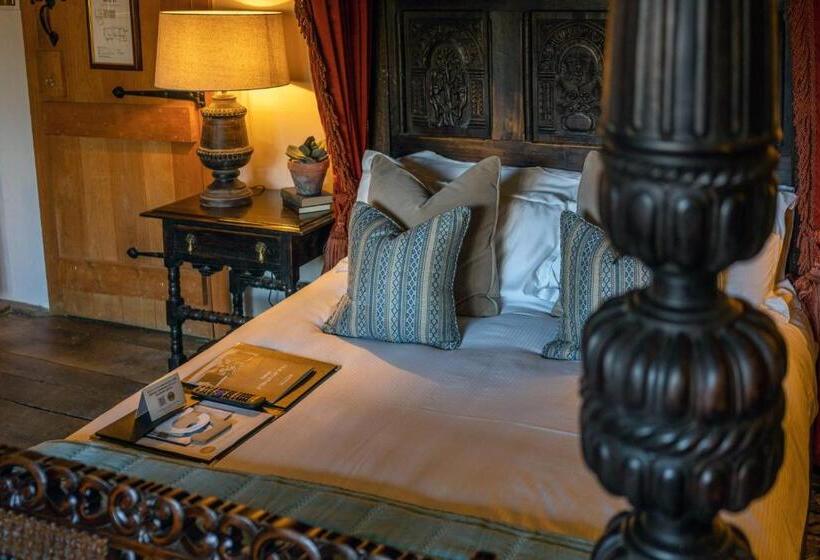 اتاق سوپریور با تخت بزرگ, The George Inn & Plaine