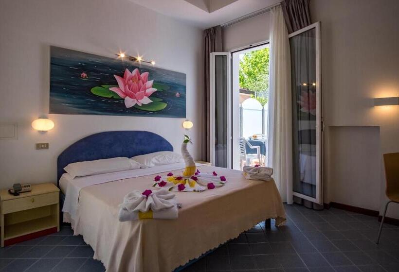 اتاق استاندارد با بالکن, Villa Dei Fiori   Sul Mare Con Piscina