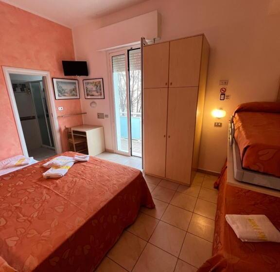 اتاق استاندارد چهار تخته, Villa Dei Fiori   Sul Mare Con Piscina