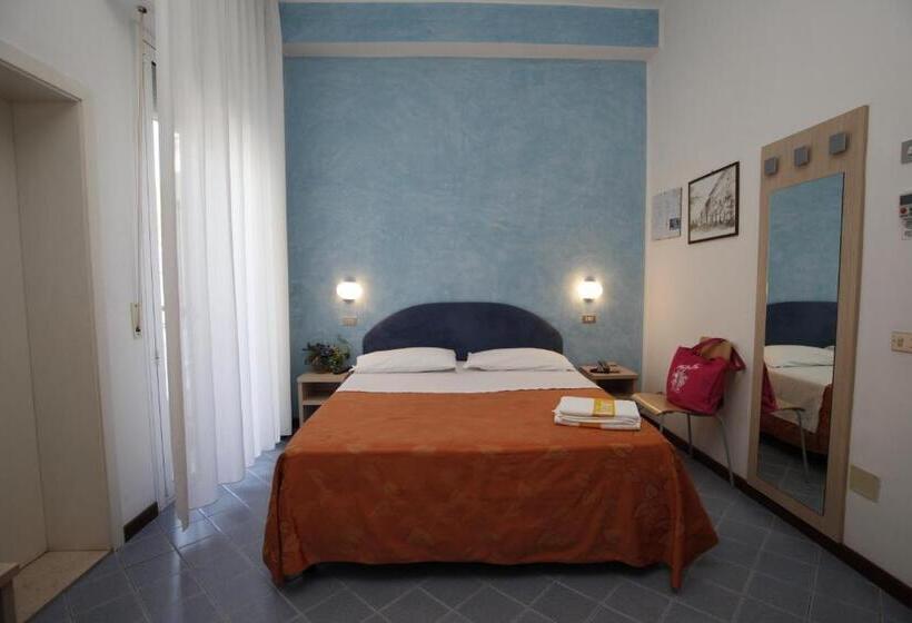 اتاق استاندارد با بالکن, Villa Dei Fiori   Sul Mare Con Piscina