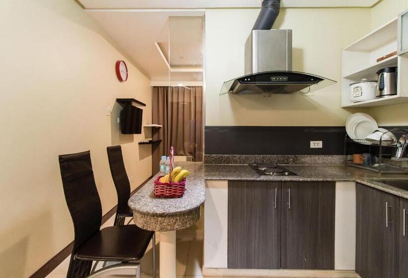 استودیوی استاندارد, Jmm Grand Suites
