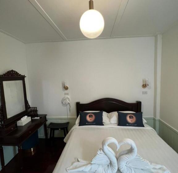 اتاق اکونومی, Roomquest Rim Praya Dinsor Road