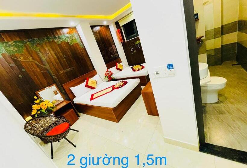 اتاق خانوادگی, Ngọc Bích Home Huế