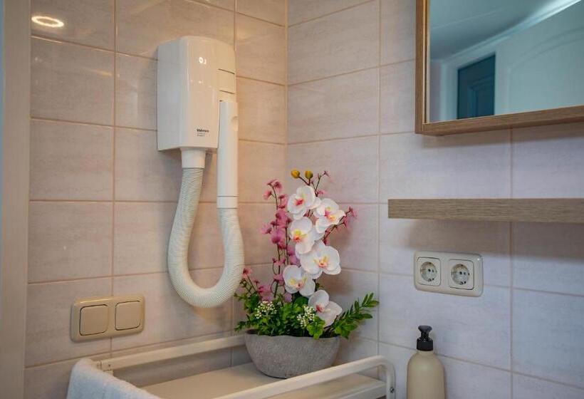 اتاق استاندارد, B&b De Drie Uiltjes