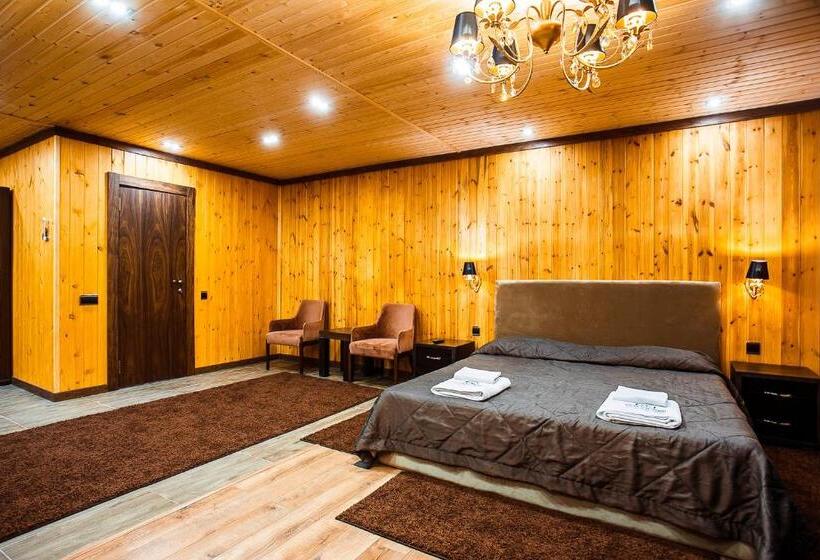 اتاق سوپریور با تخت بزرگ, Balqaragai Forest Family Resorts