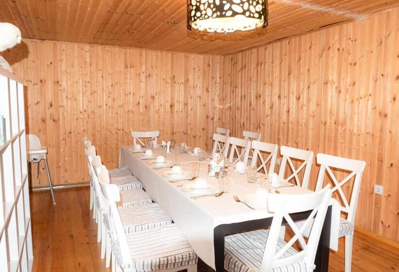 ویلای 3 خوابه, Balqaragai Forest Family Resorts