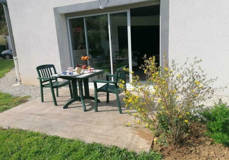 اتاق استاندارد, Chambre Et Table D Hôtes La Meule