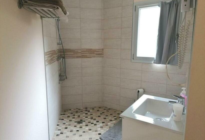 اتاق استاندارد, Chambre Et Table D Hôtes La Meule