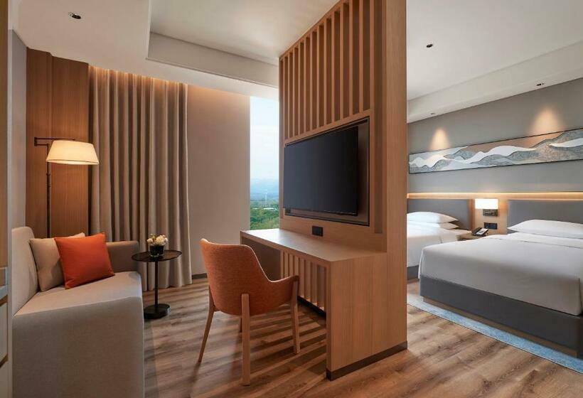 اتاق استاندارد با چشم‌انداز شهر, Hyatt Place Huangshan Train Station