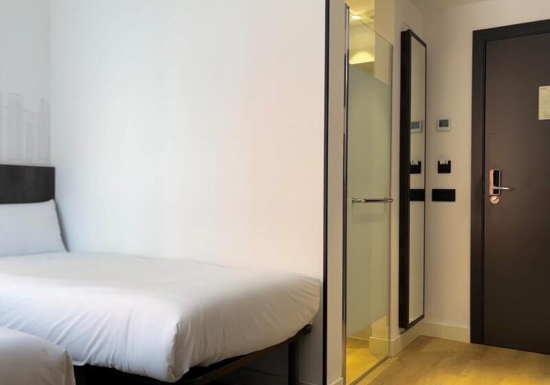 اتاق استاندارد, HS Madrid Centro Atocha