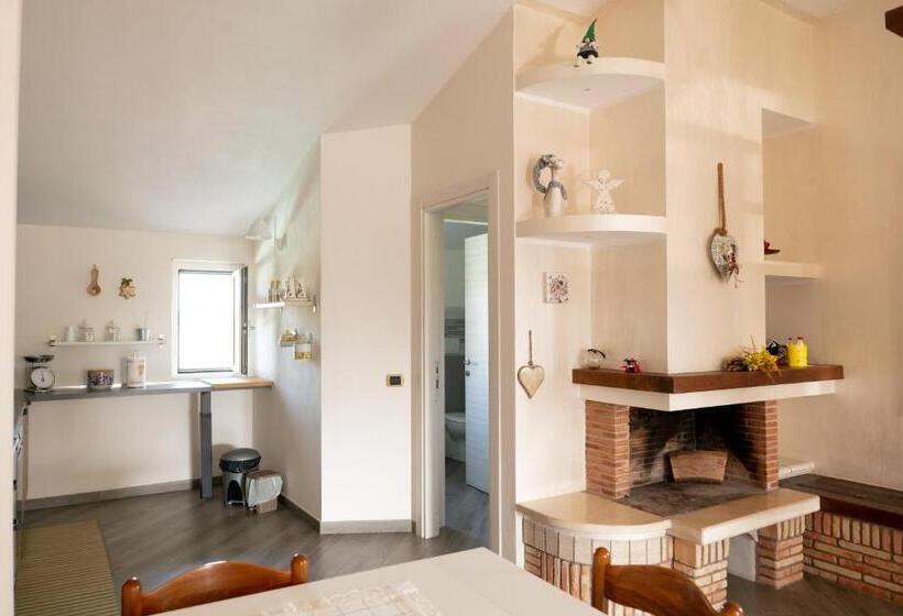 اتاق خانوادگی, Agriturismo Casa Chiara