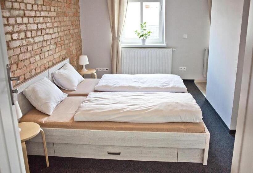 Habitación Comfort con Balcón, Apartamenty Leszno