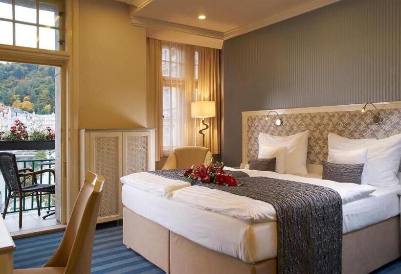 اتاق لوکس سه تخته, Ea Hotel Atlantic Palace
