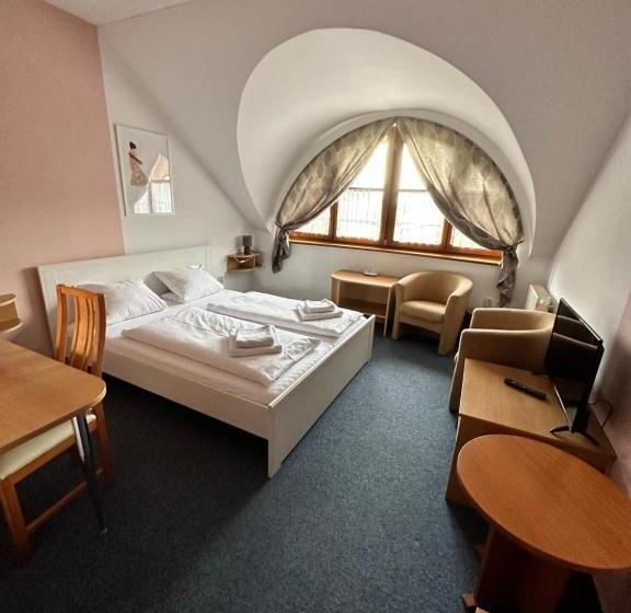 اتاق استاندارد, Garni Hotel Gavurky