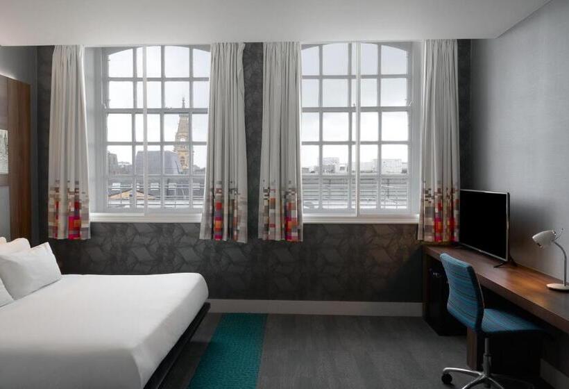 Quarto Standard Cama King, Aloft Liverpool