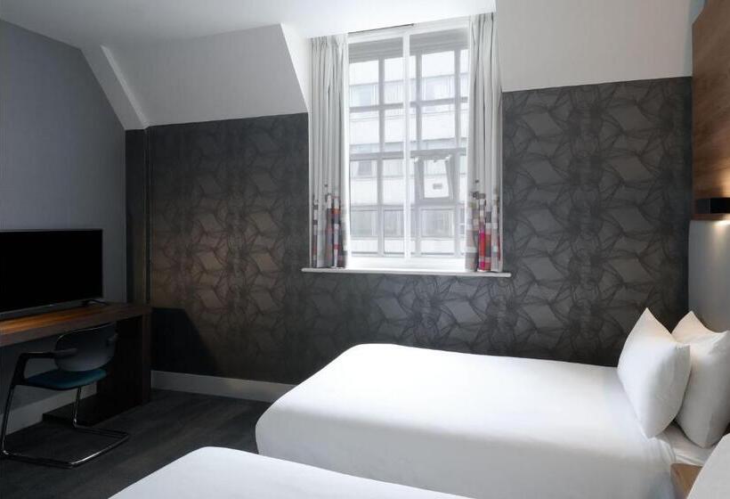 Quarto standard, Aloft Liverpool