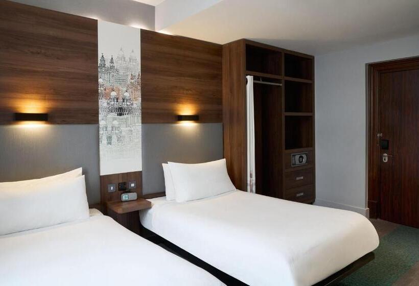 Quarto standard, Aloft Liverpool