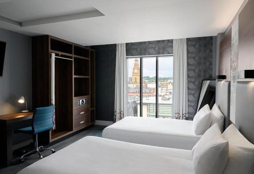 Quarto standard, Aloft Liverpool