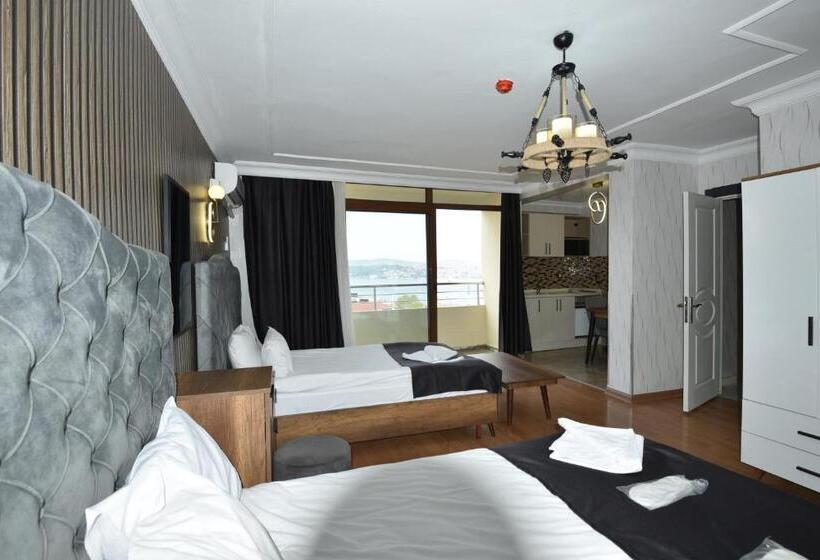Standard Quadruple Room Sea View, Cihangir By Aydin Suite