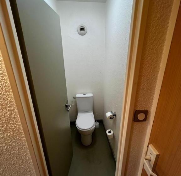 اتاق خانوادگی, Ibis Budget Marseille Est Porte D Aubagne