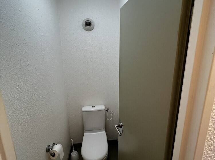اتاق خانوادگی, Ibis Budget Marseille Est Porte D Aubagne