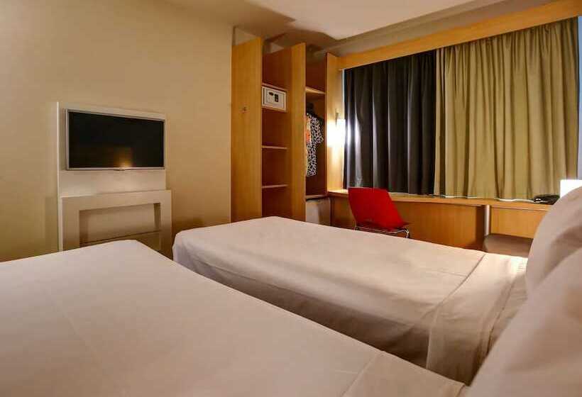 Standard Room, Ibis Rio De Janeiro Santos Dumont