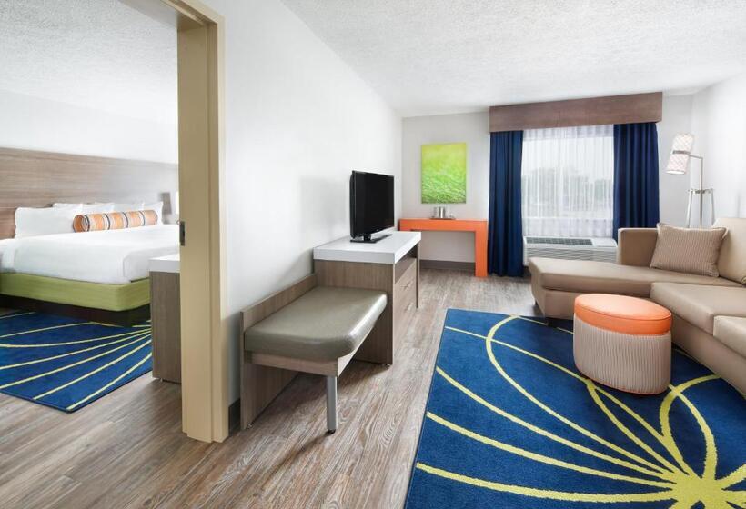 سوئیت با تخت بزرگ, Indigo Cleveland Beachwood, An Ihg
